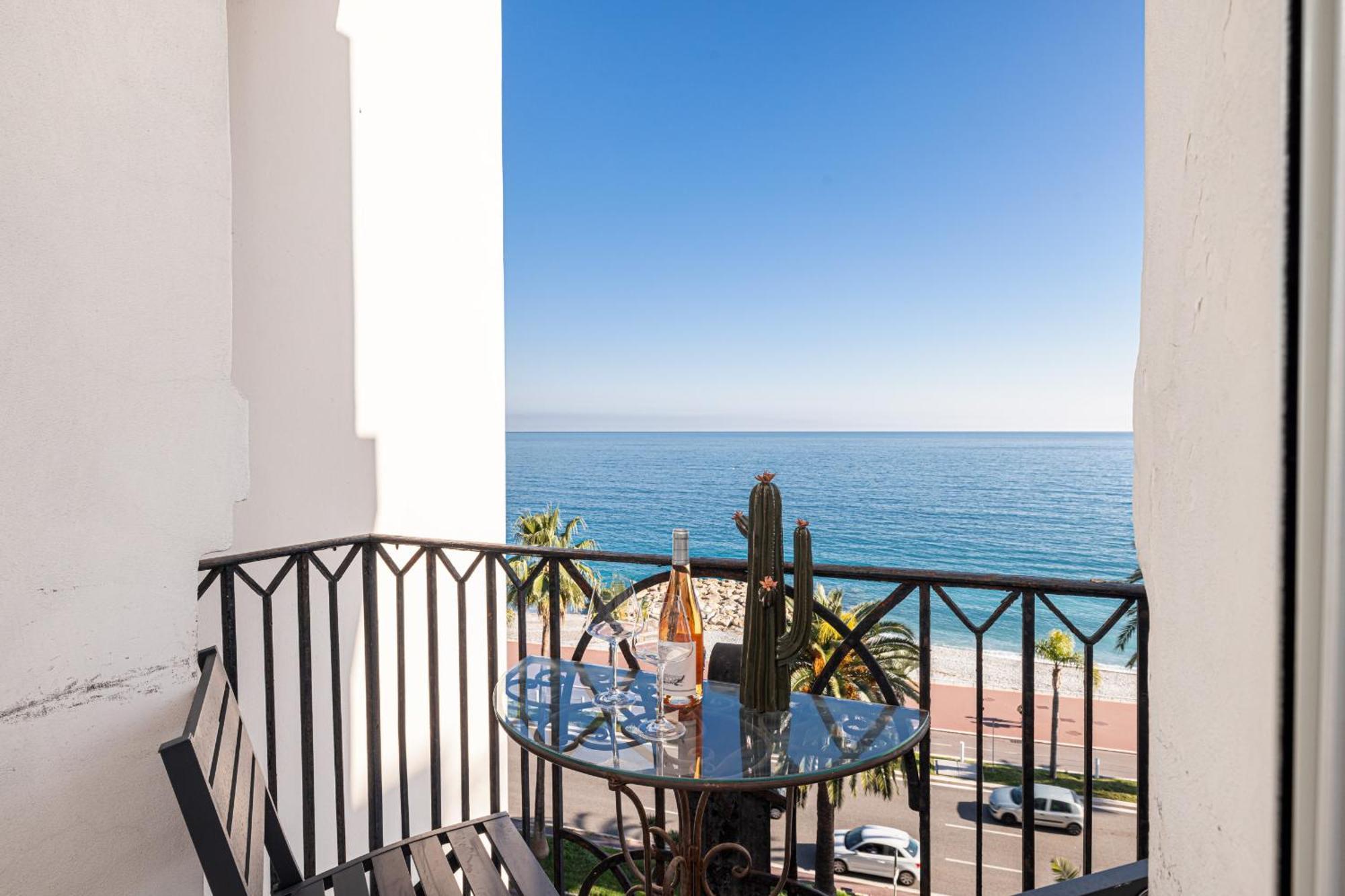 Sea View - 2 Bdr Promenade Des Anglais ニース エクステリア 写真